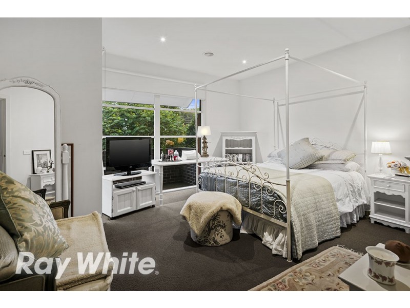 3/9-11 Manikato Avenue, Mordialloc VIC 3195