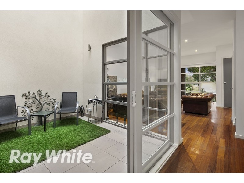 4/9-11 Manikato Avenue, Mordialloc VIC 3195