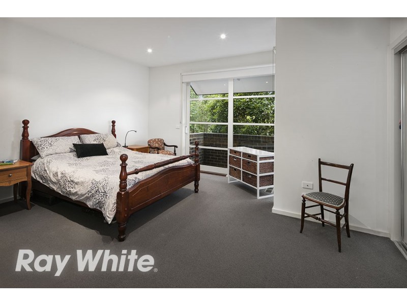 4/9-11 Manikato Avenue, Mordialloc VIC 3195