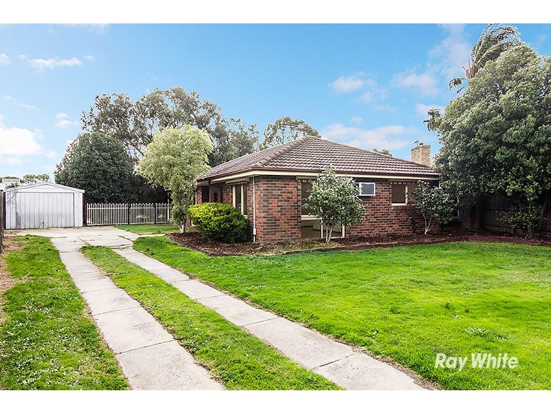 12 Flinders Court, Cranbourne North VIC 3977