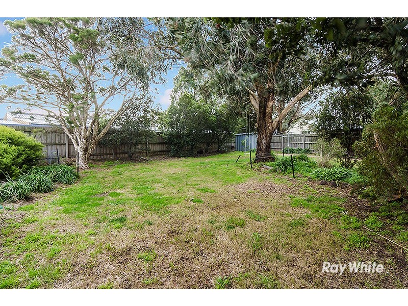 12 Flinders Court, Cranbourne North VIC 3977
