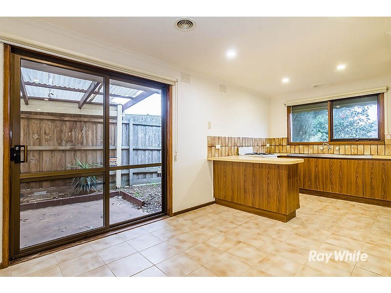 12 Flinders Court, Cranbourne North VIC 3977