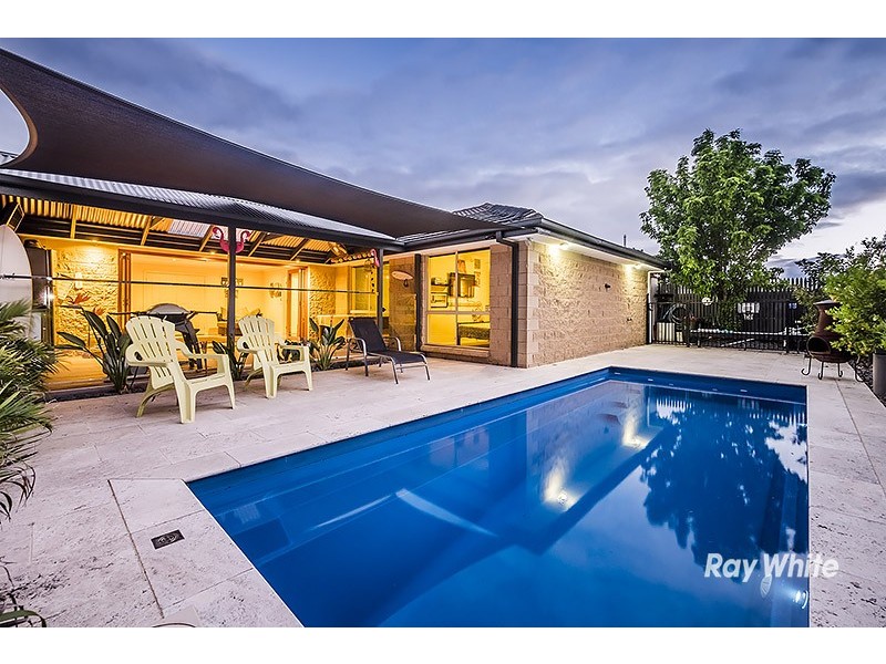 22 Forsyth Court, Cranbourne North VIC 3977