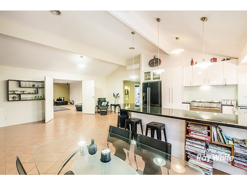 22 Forsyth Court, Cranbourne North VIC 3977