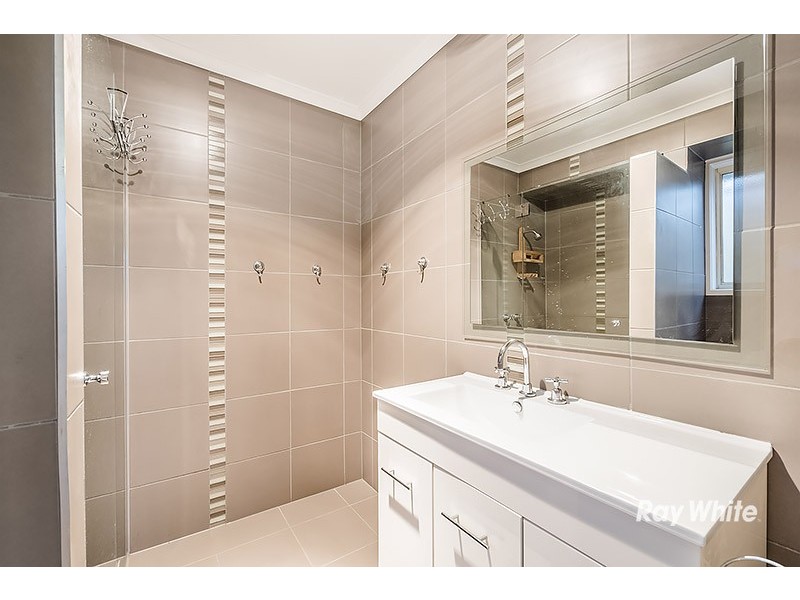 22 Forsyth Court, Cranbourne North VIC 3977