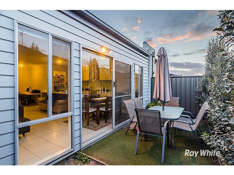 10 Jutland Close, Clyde North VIC 3978