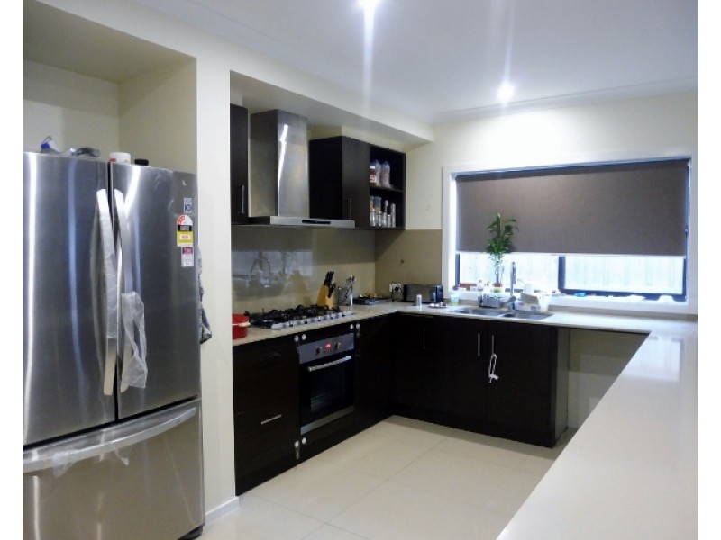 62 City Vista Circuit, Cranbourne West VIC 3977