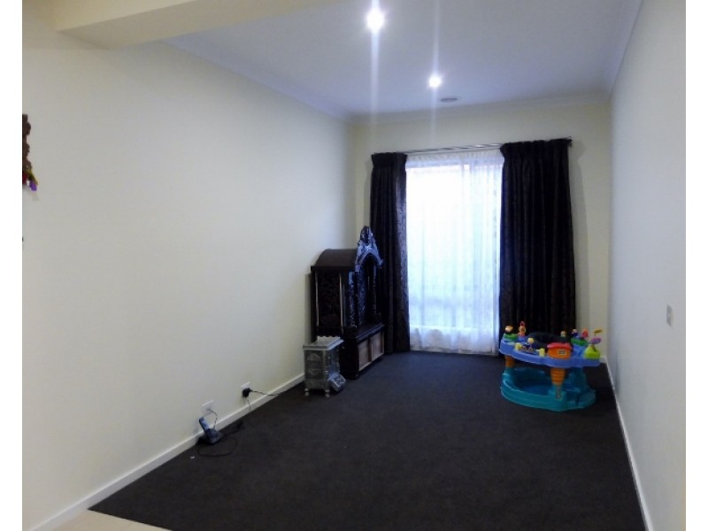 62 City Vista Circuit, Cranbourne West VIC 3977