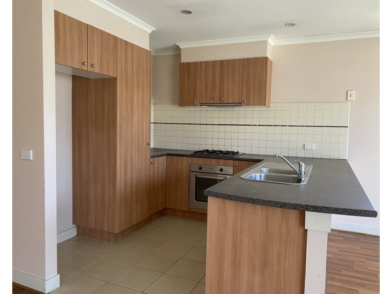 77 Fairhaven Boulevard, Cranbourne West VIC 3977