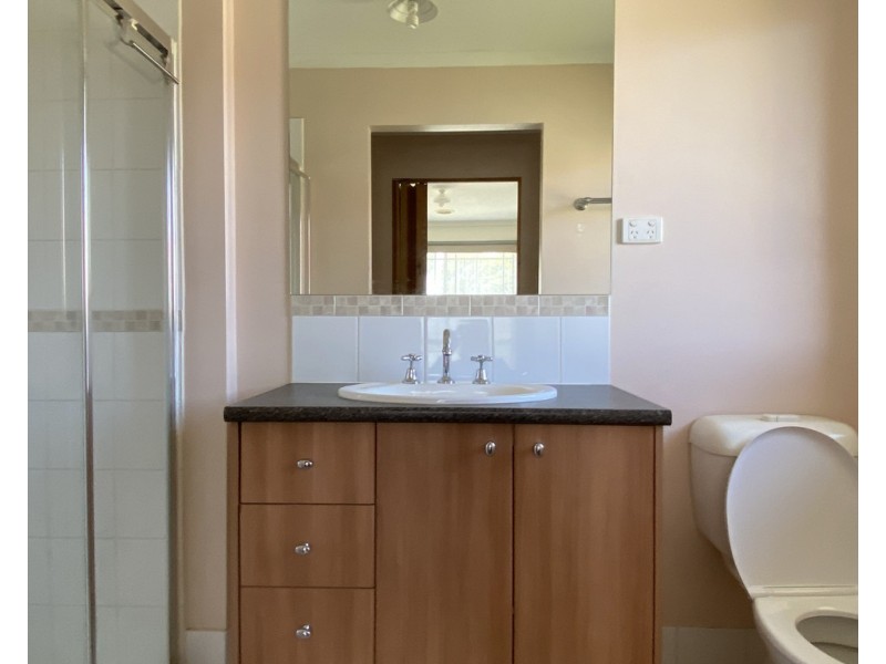 77 Fairhaven Boulevard, Cranbourne West VIC 3977