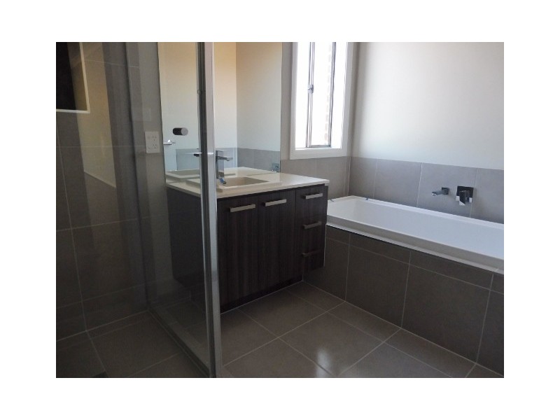 30 Casuarina Road, Officer VIC 3809