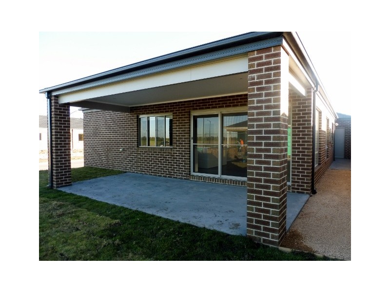 30 Casuarina Road, Officer VIC 3809