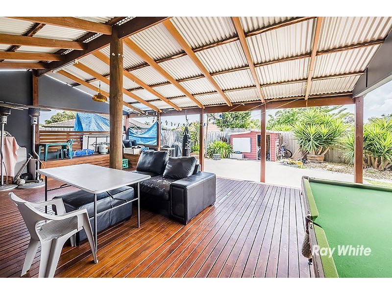 13 Annand Close, Cranbourne West VIC 3977