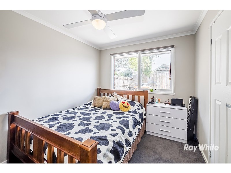 13 Annand Close, Cranbourne West VIC 3977