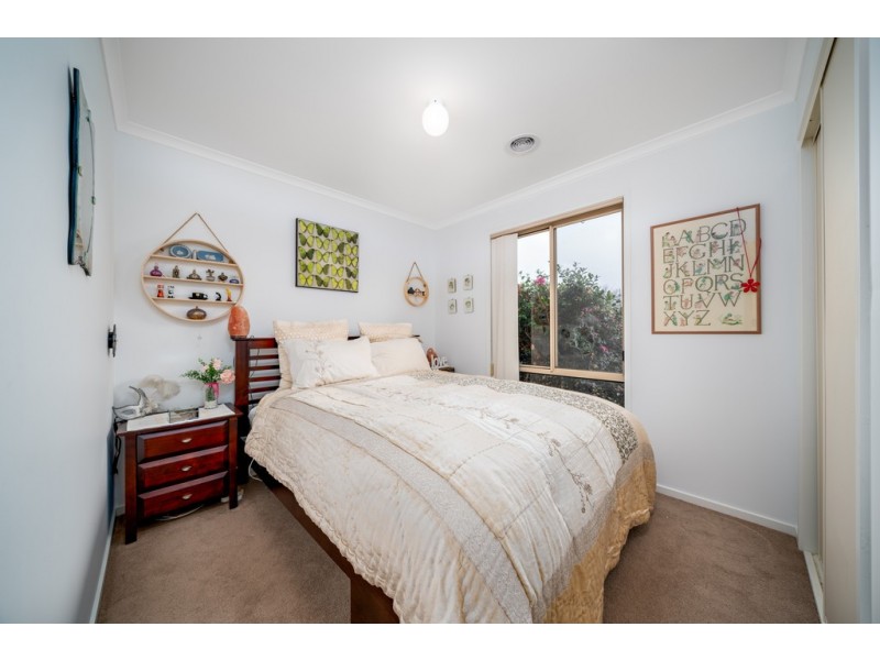 25 Howqua Place, Cranbourne VIC 3977