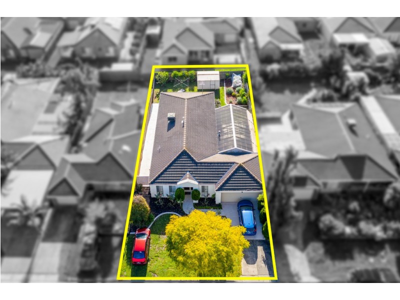 25 Howqua Place, Cranbourne VIC 3977