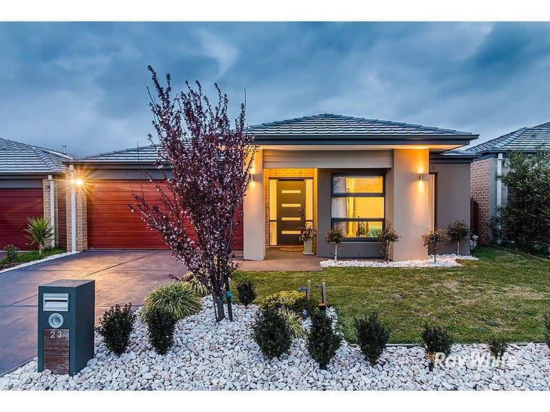 23 Albida Parade, Lyndhurst VIC 3975