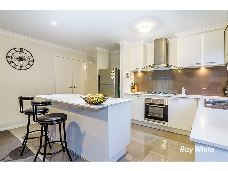 23 Albida Parade, Lyndhurst VIC 3975