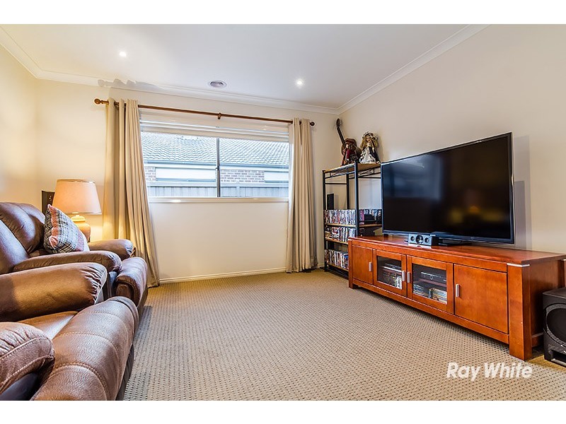 21 City Vista Circuit, Cranbourne West VIC 3977