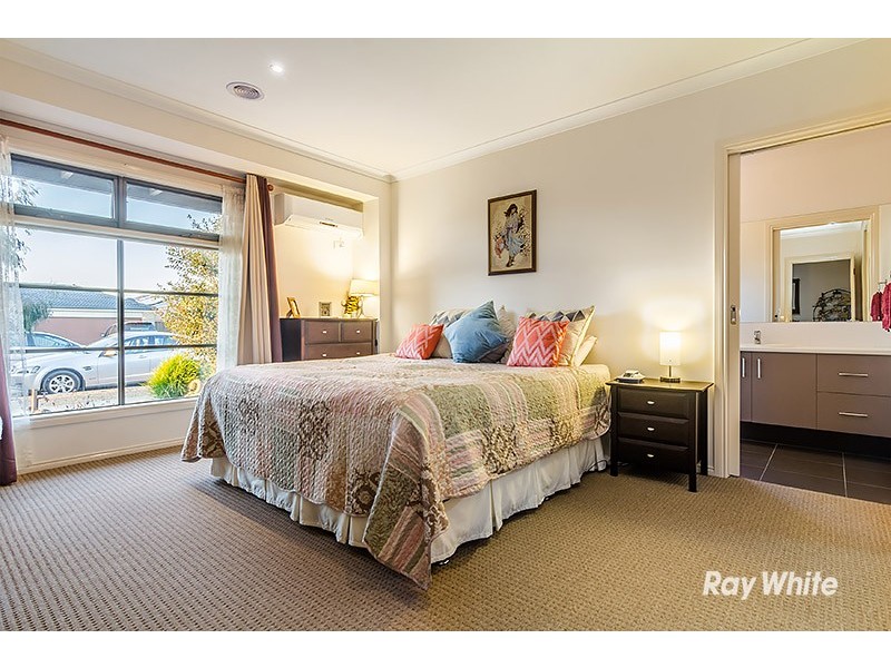 21 City Vista Circuit, Cranbourne West VIC 3977
