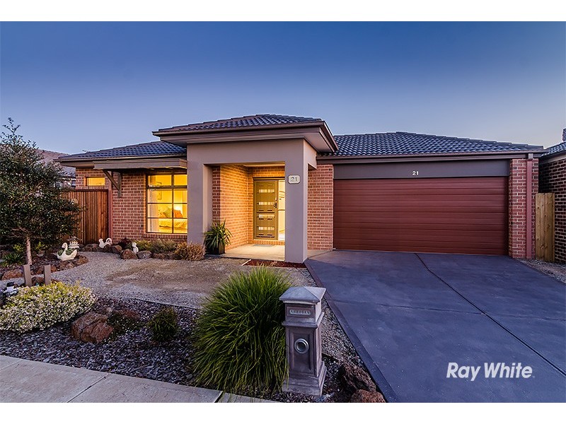 21 City Vista Circuit, Cranbourne West VIC 3977
