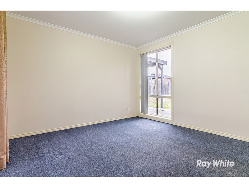 7 Genoa Way, Cranbourne West VIC 3977