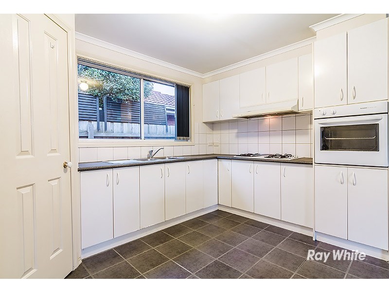 7 Genoa Way, Cranbourne West VIC 3977