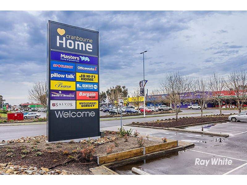 101 Rosebank Drive, Cranbourne North VIC 3977