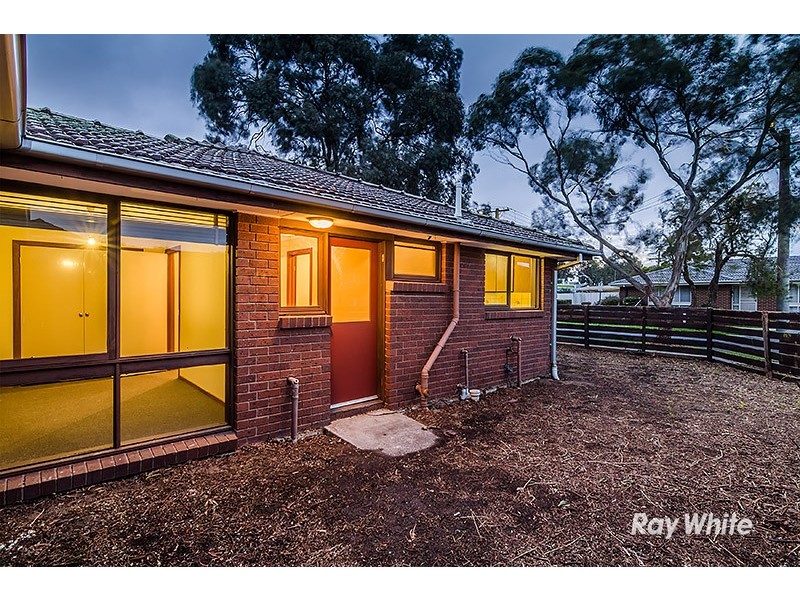 2a Alexander Street, Cranbourne VIC 3977