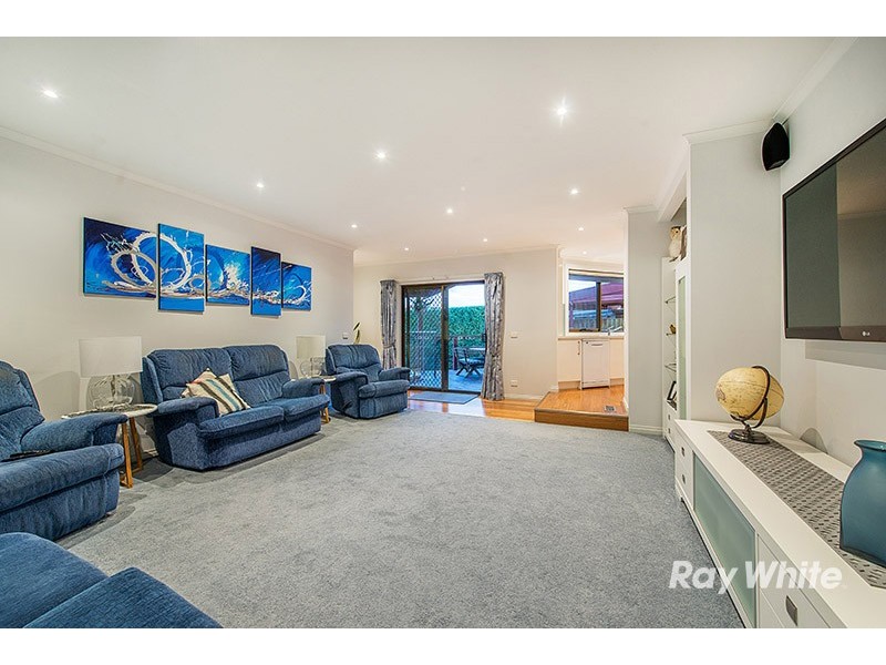 61 Elizabeth Street, Cranbourne North VIC 3977