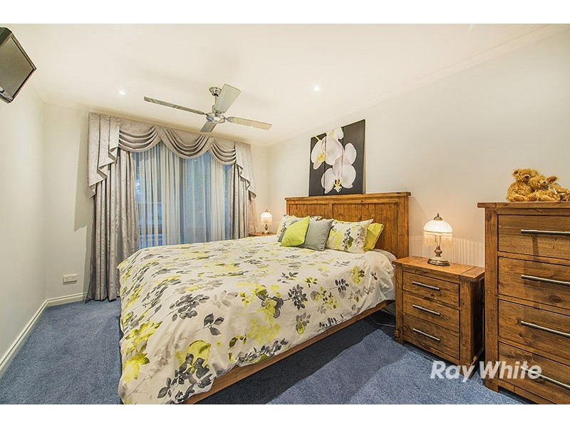 61 Elizabeth Street, Cranbourne North VIC 3977