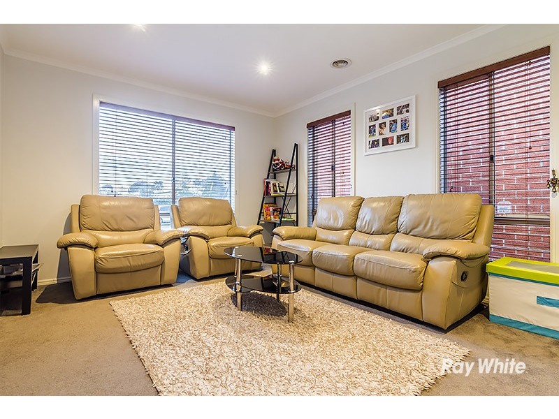 44 Pengana Way, Cranbourne West VIC 3977