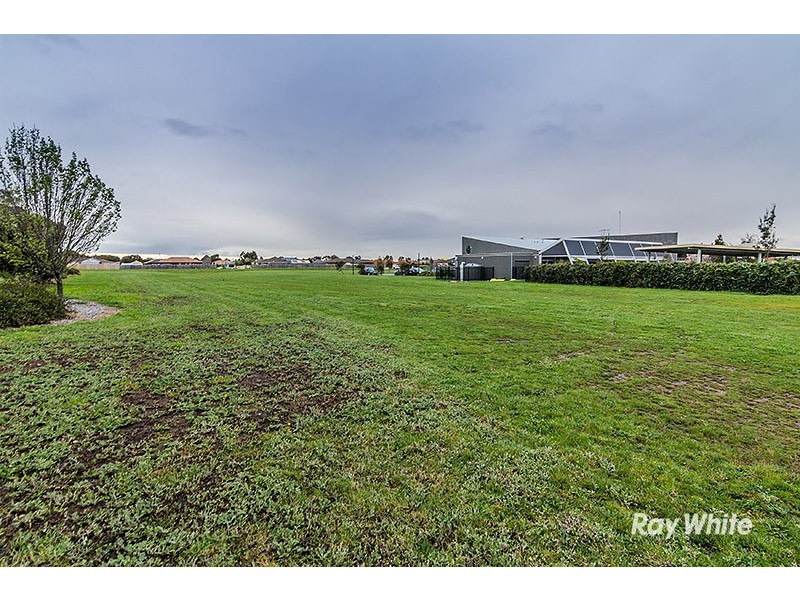 44 Pengana Way, Cranbourne West VIC 3977
