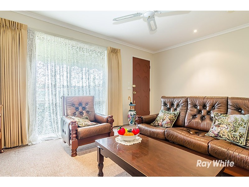 15 Bellarine Drive, Cranbourne VIC 3977