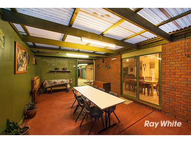 3 Andre Court, Cranbourne West VIC 3977