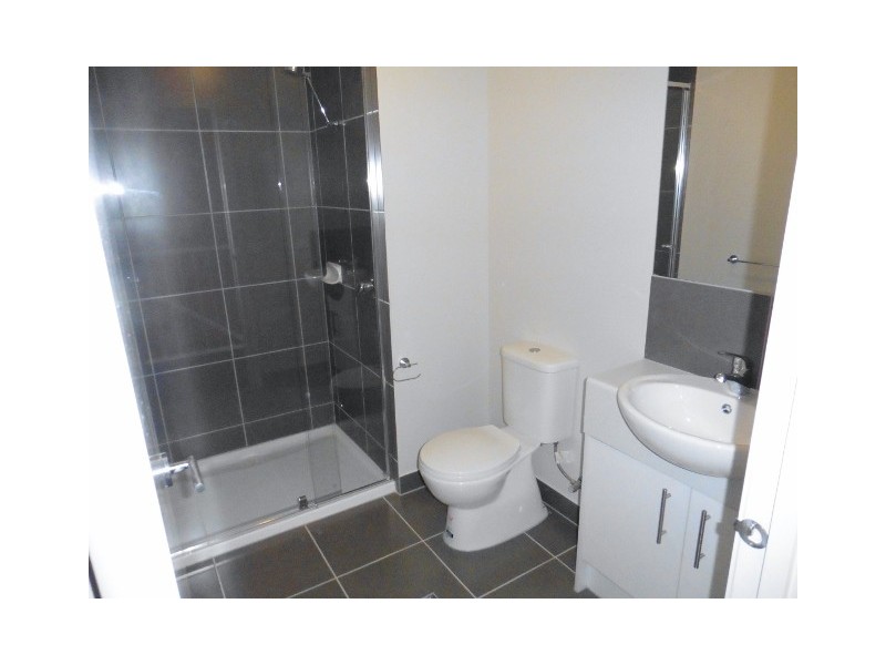 102/141 Windermere Boulevard, Pakenham VIC 3810