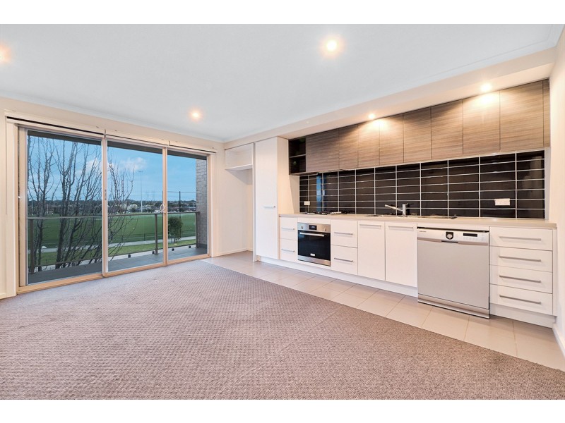 38 Aleppo Place, Cranbourne VIC 3977