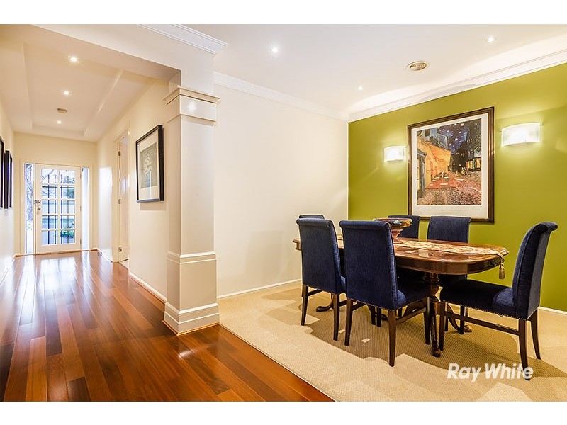 14 Formby Place, Cranbourne VIC 3977