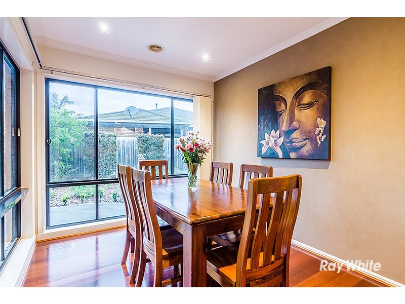 14 Formby Place, Cranbourne VIC 3977