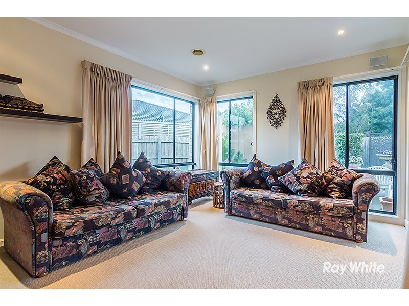14 Formby Place, Cranbourne VIC 3977