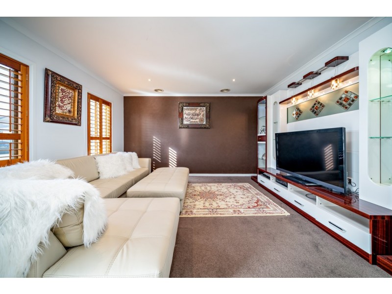 7 Locky Grove, Lyndhurst VIC 3975