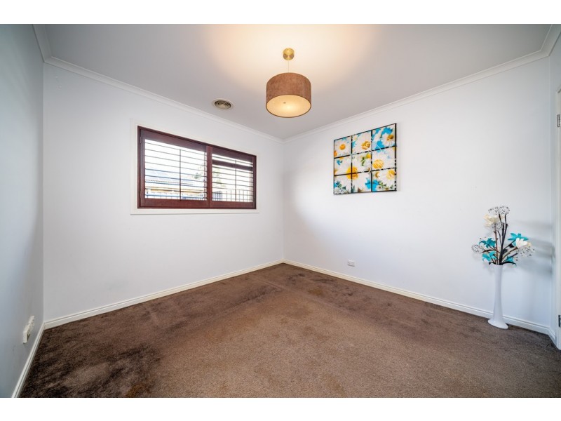 7 Locky Grove, Lyndhurst VIC 3975