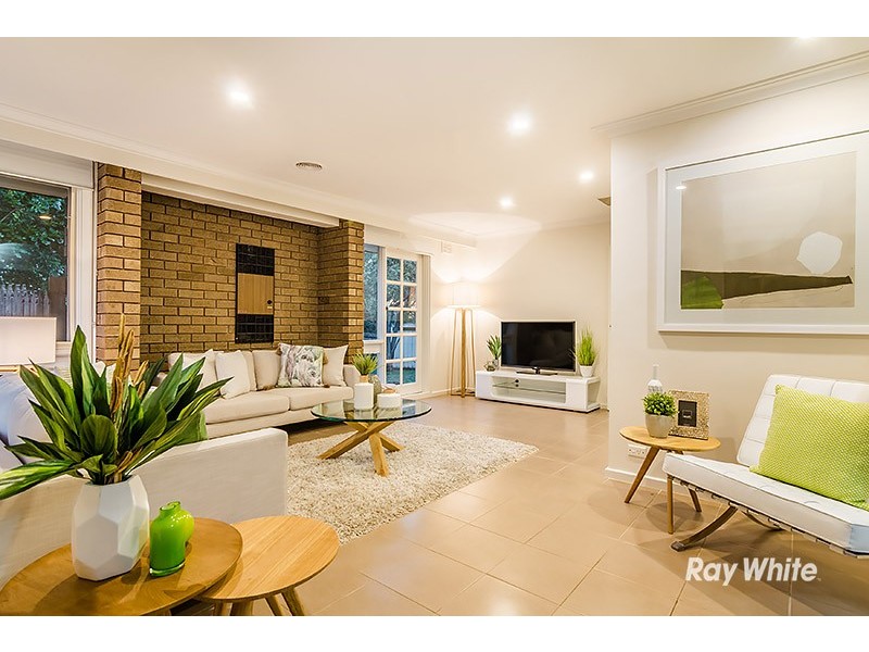 8 Uplands Court, Narre Warren VIC 3805