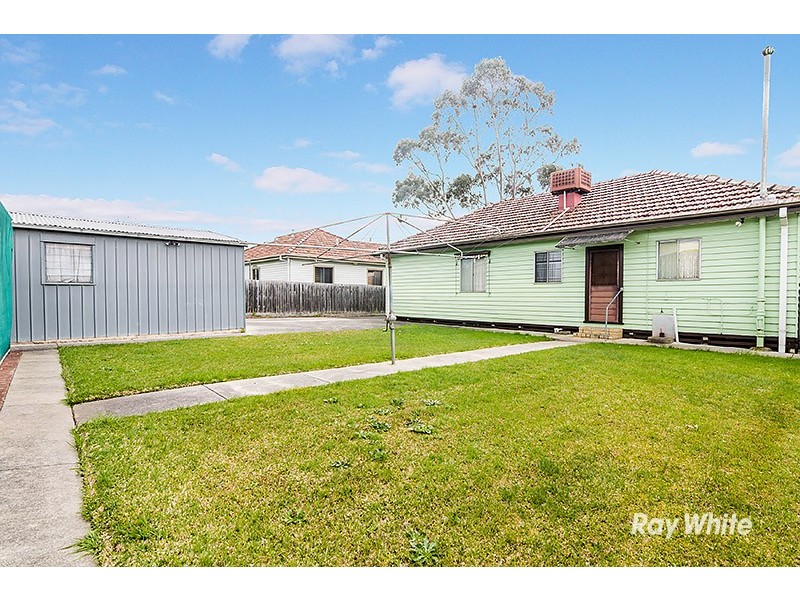 16 Bedwell Avenue, Dandenong VIC 3175