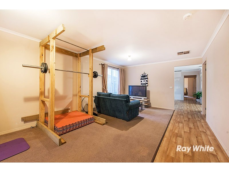 37 Kulkami Way, Cranbourne West VIC 3977
