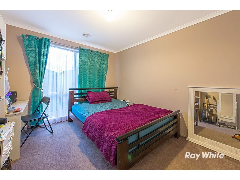 37 Kulkami Way, Cranbourne West VIC 3977
