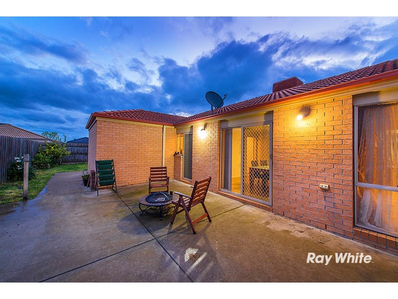 37 Kulkami Way, Cranbourne West VIC 3977