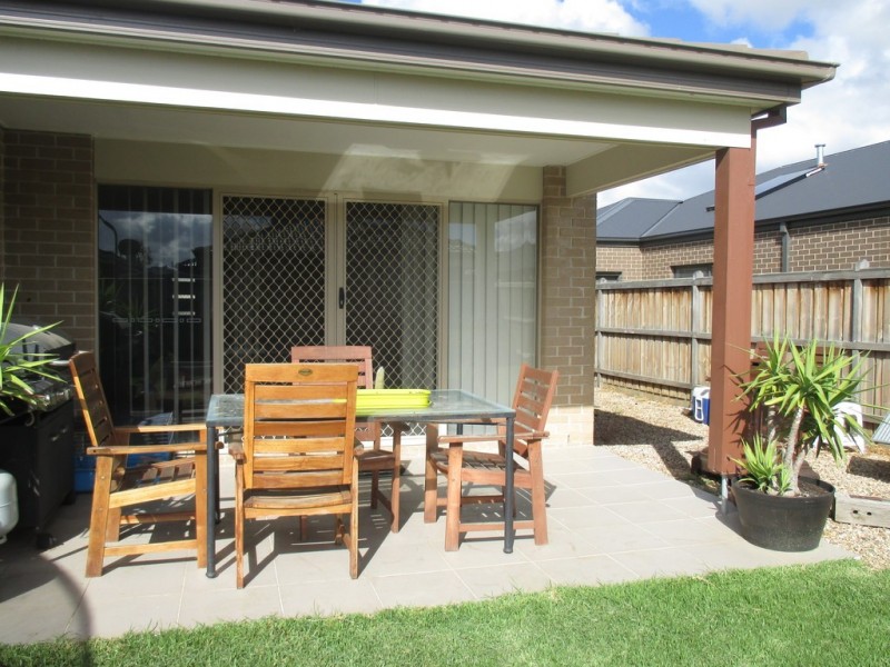 10 Bremer Street, Clyde North VIC 3978