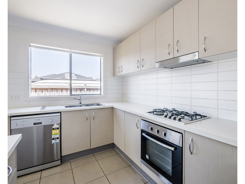 87 Brocker Street, Clyde North VIC 3978