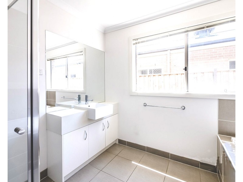 87 Brocker Street, Clyde North VIC 3978